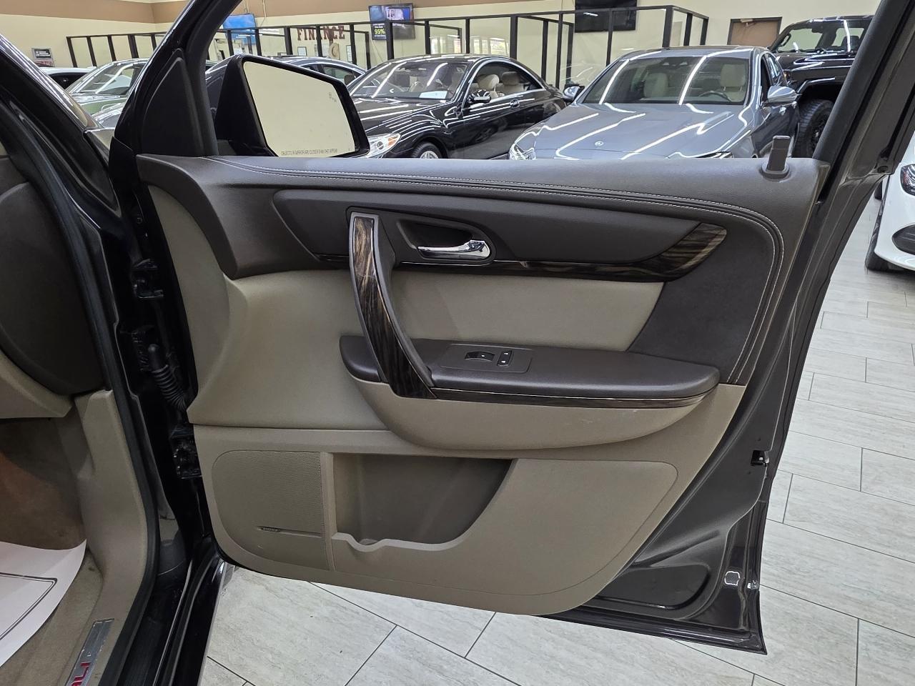 GMC Acadia Denali AWD 2015