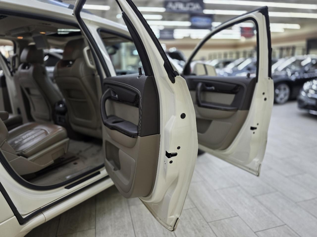 GMC Acadia Denali FWD 2013