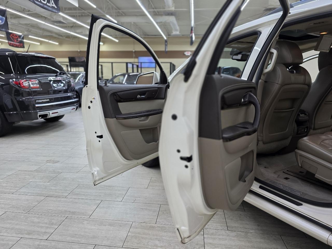 GMC Acadia Denali FWD 2013