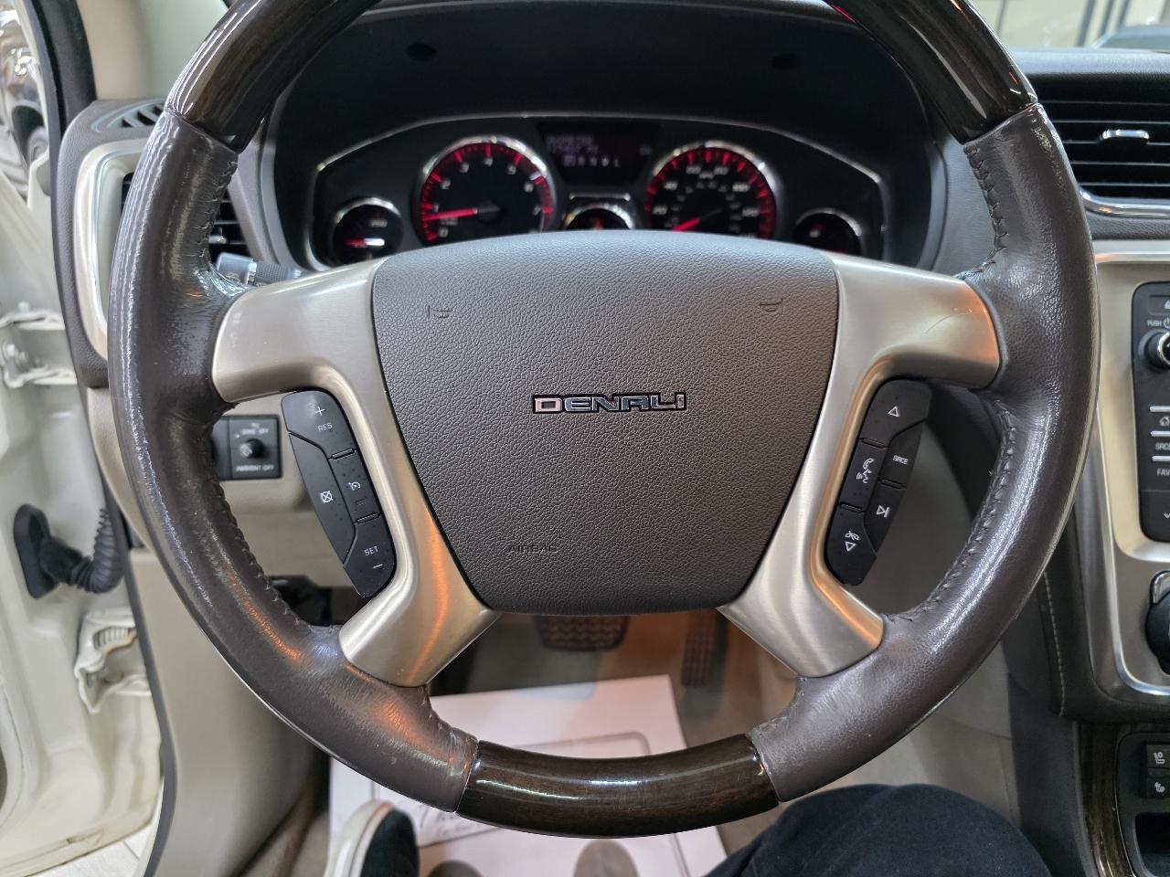 GMC Acadia Denali FWD 2013