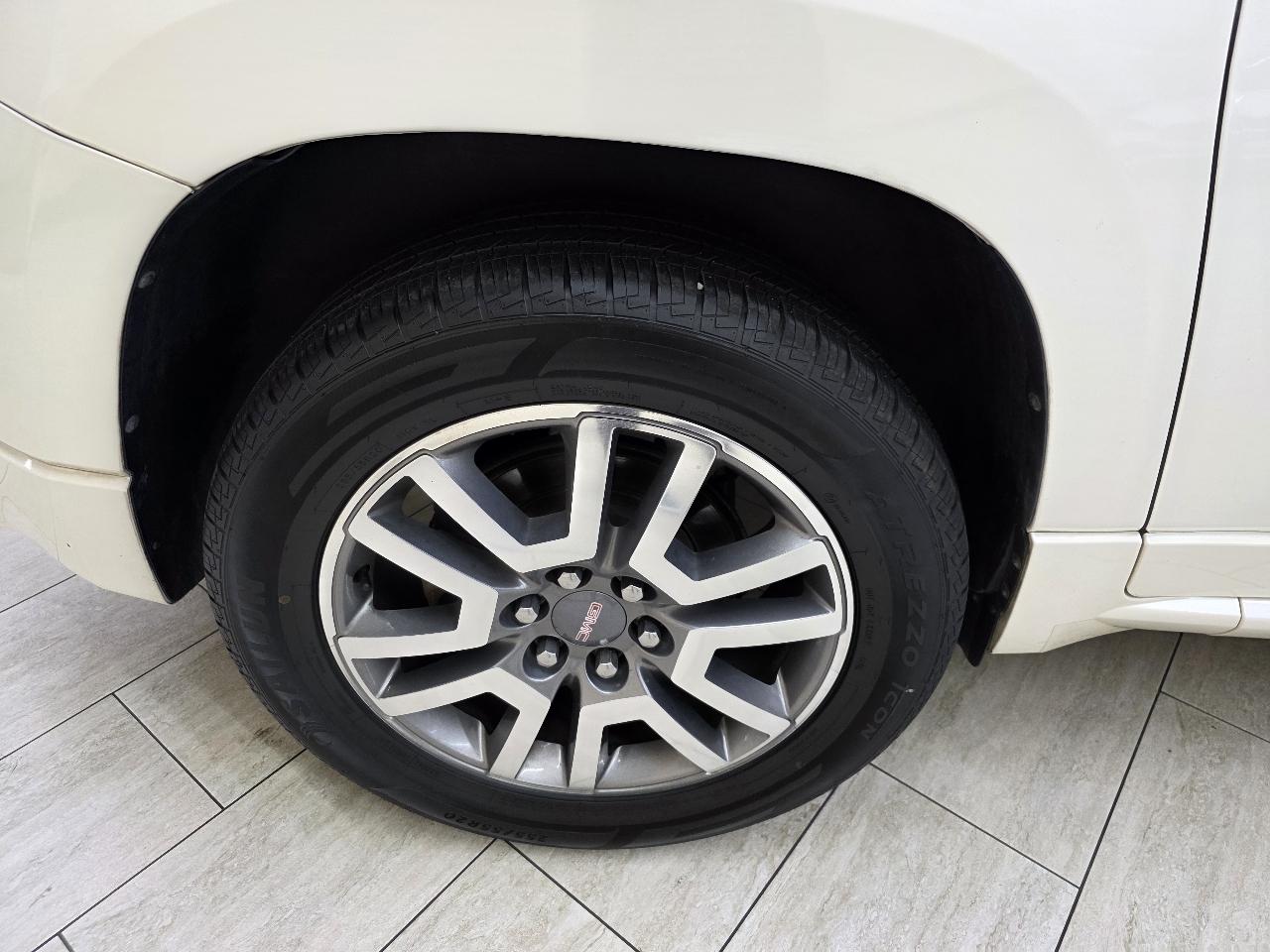 GMC Acadia Denali FWD 2013