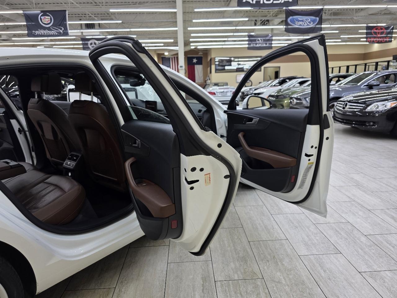 Audi A4 2.0T Premium Sedan 2017