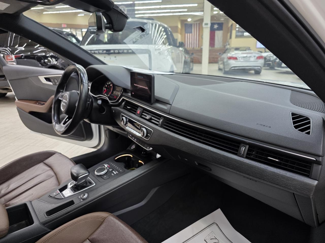 Audi A4 2.0T Premium Sedan 2017
