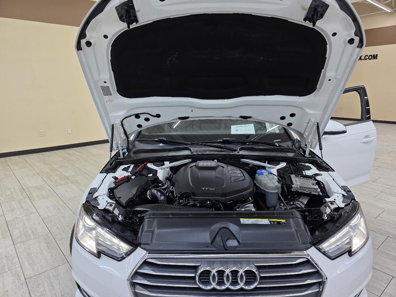 Audi A4 2.0T Premium Sedan 2017