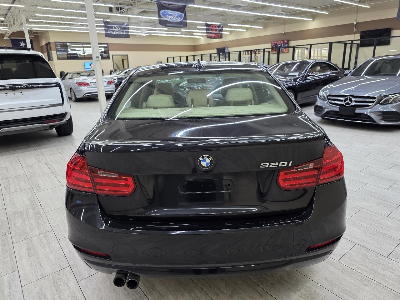 BMW 3-Series 328i Sedan 2013