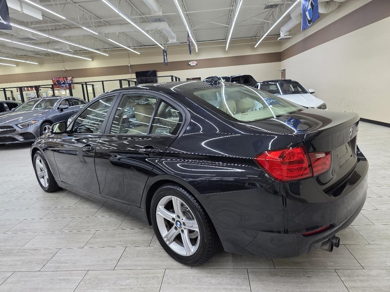 BMW 3-Series 328i Sedan 2013