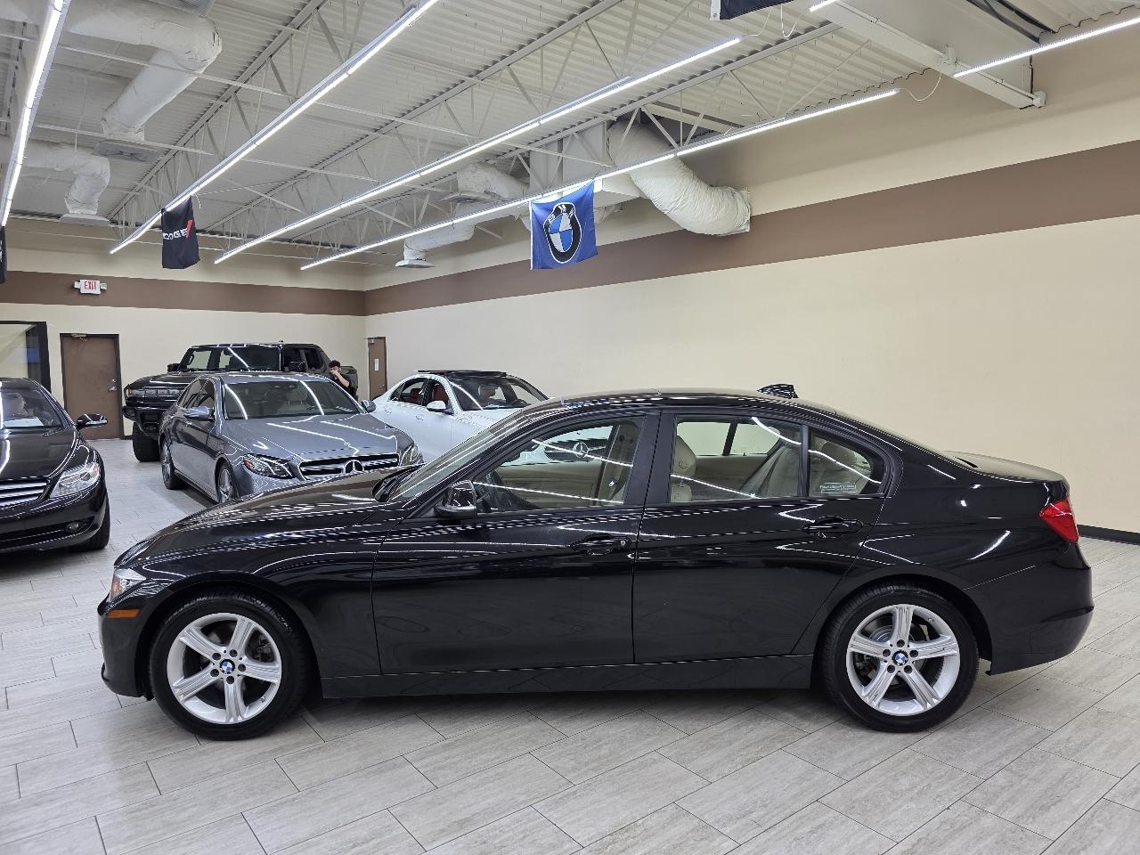 BMW 3-Series 328i Sedan 2013