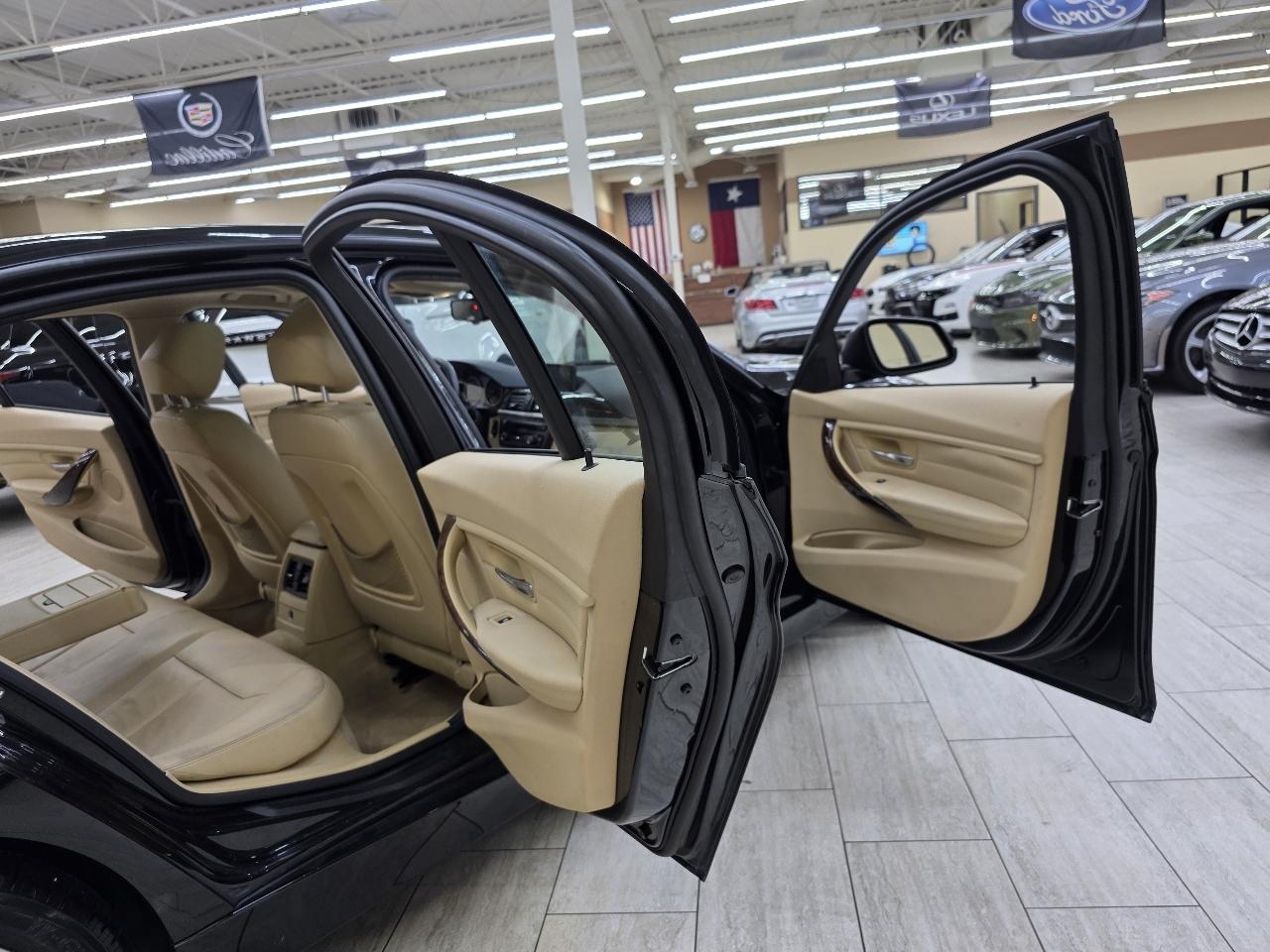 BMW 3-Series 328i Sedan 2013