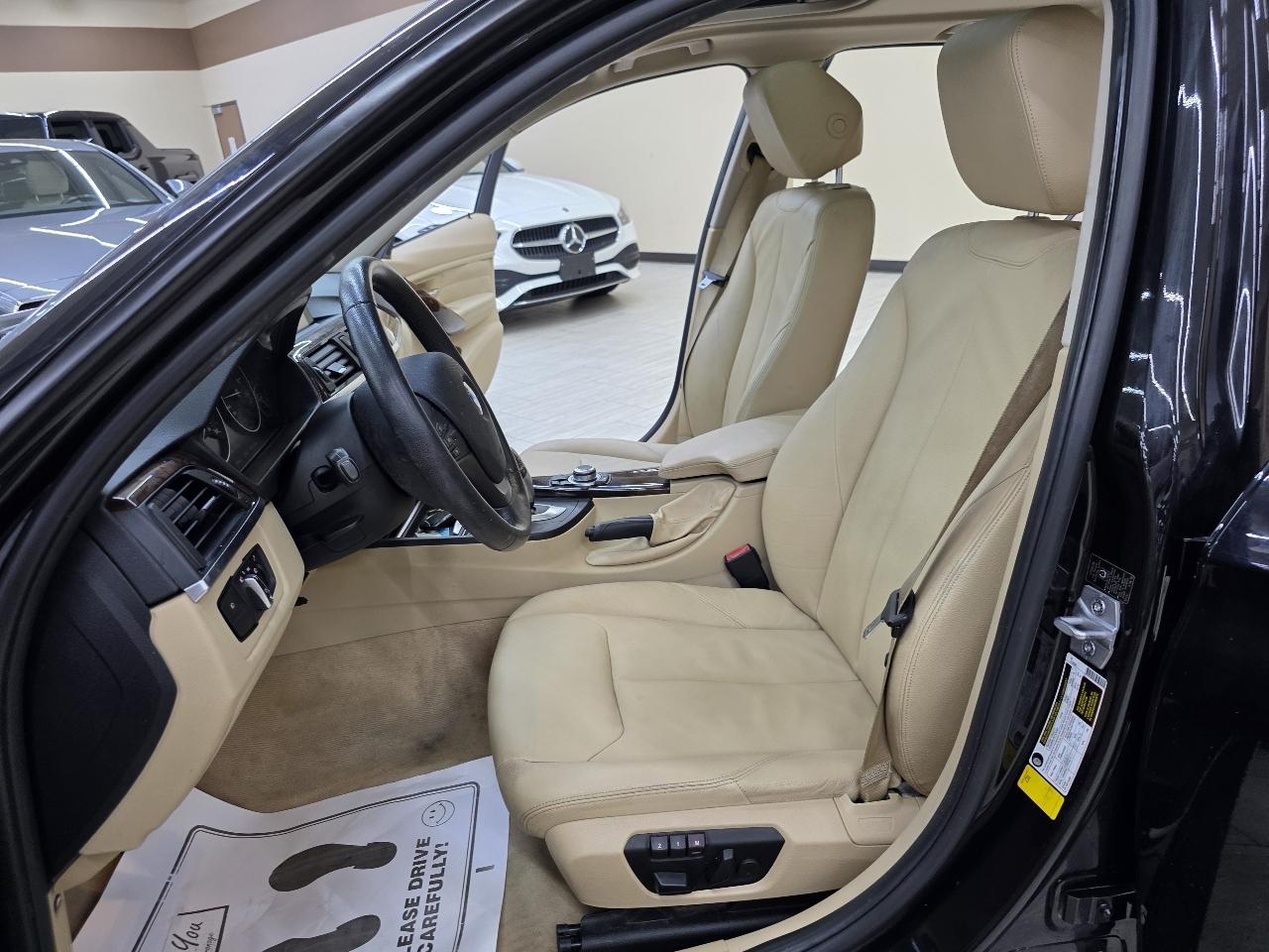 BMW 3-Series 328i Sedan 2013