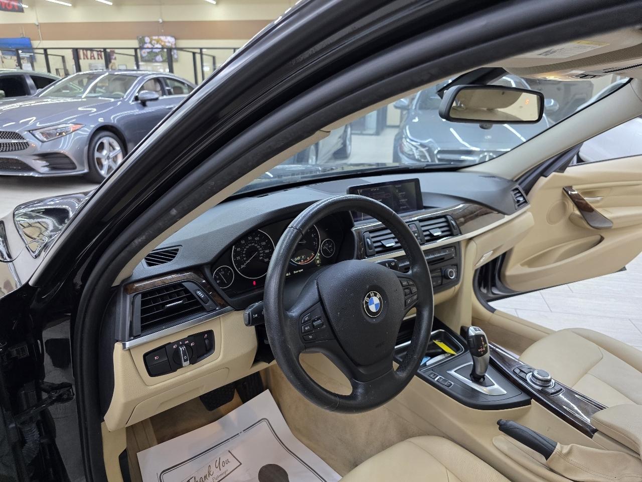 BMW 3-Series 328i Sedan 2013