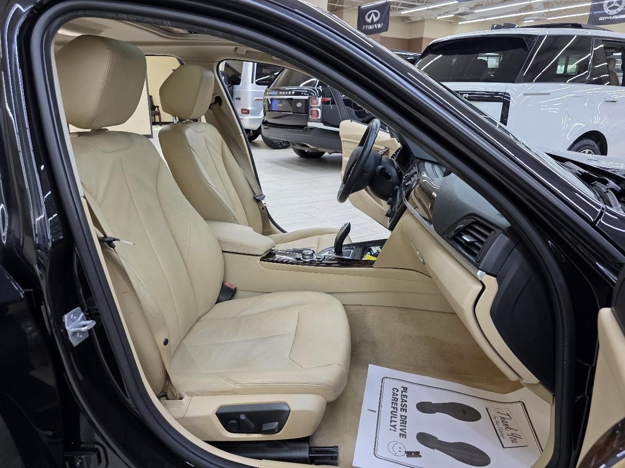 BMW 3-Series 328i Sedan 2013