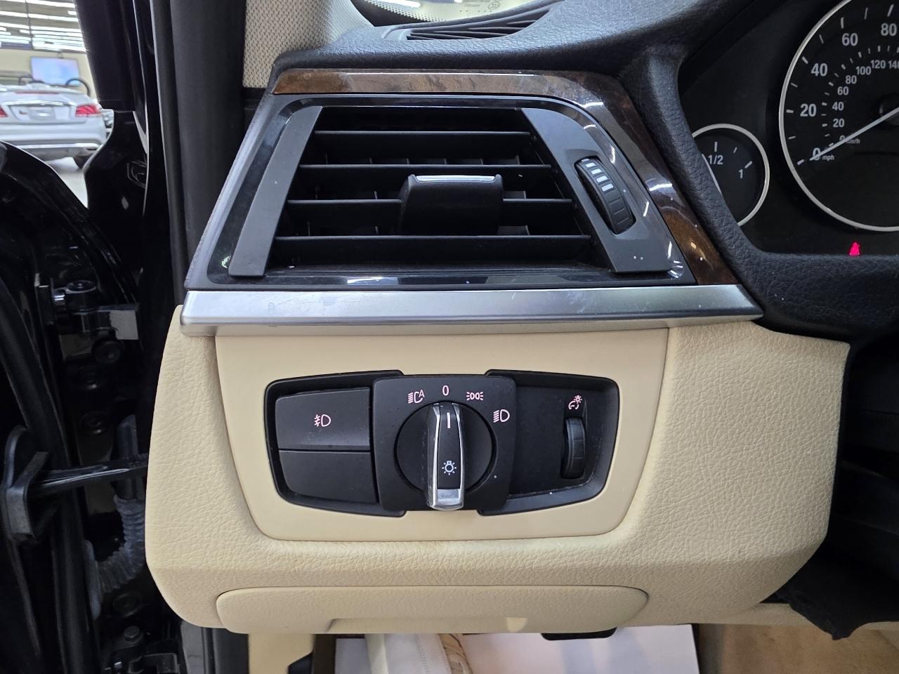 BMW 3-Series 328i Sedan 2013