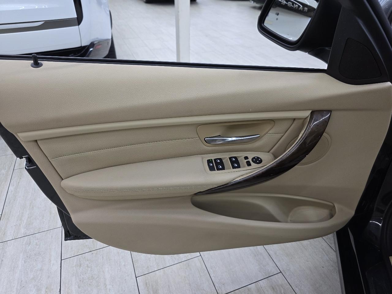 BMW 3-Series 328i Sedan 2013