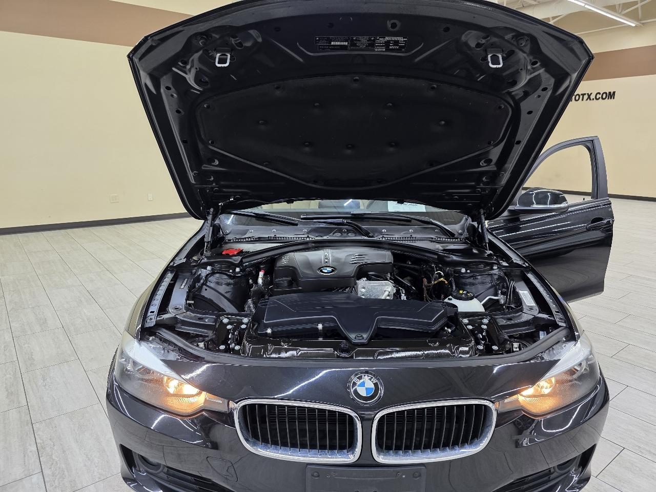BMW 3-Series 328i Sedan 2013