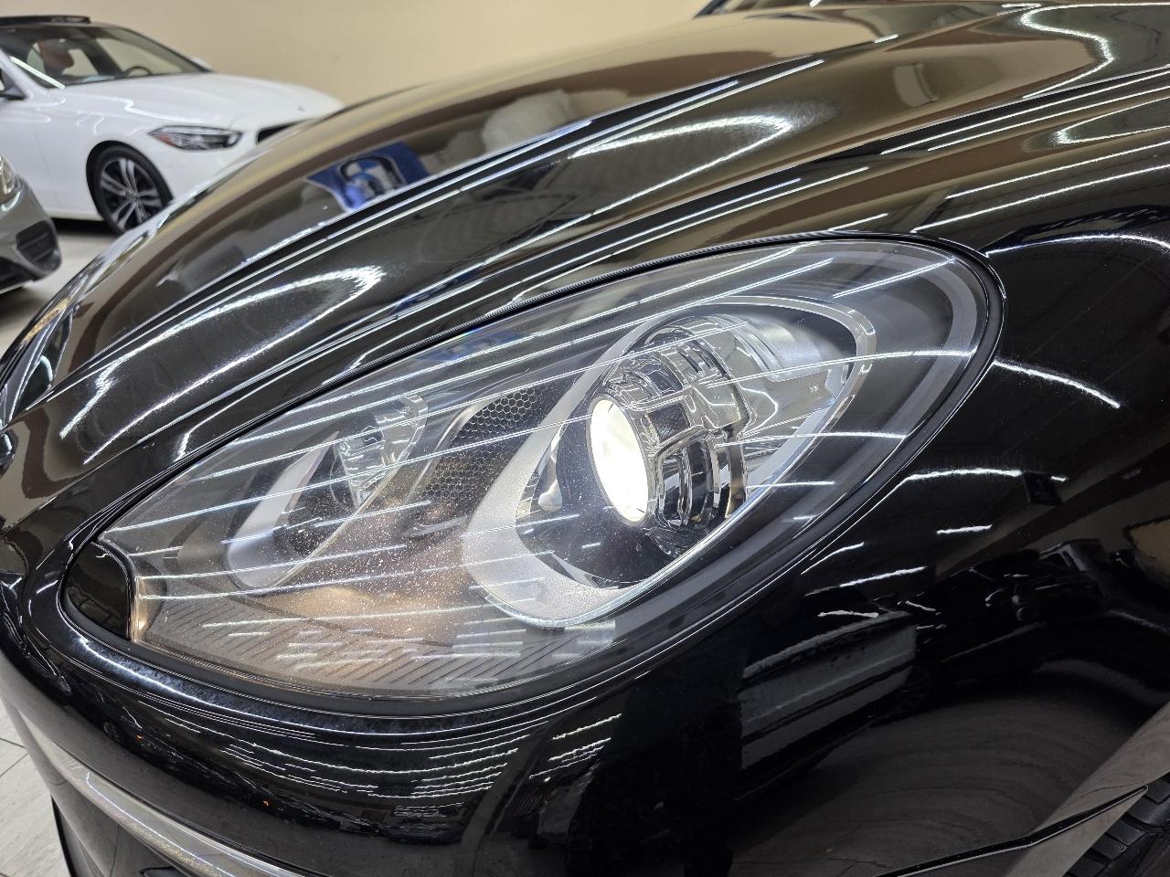 Porsche Macan  2018