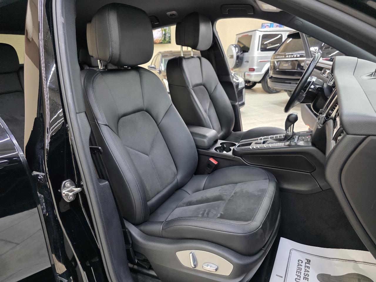 Porsche Macan  2018