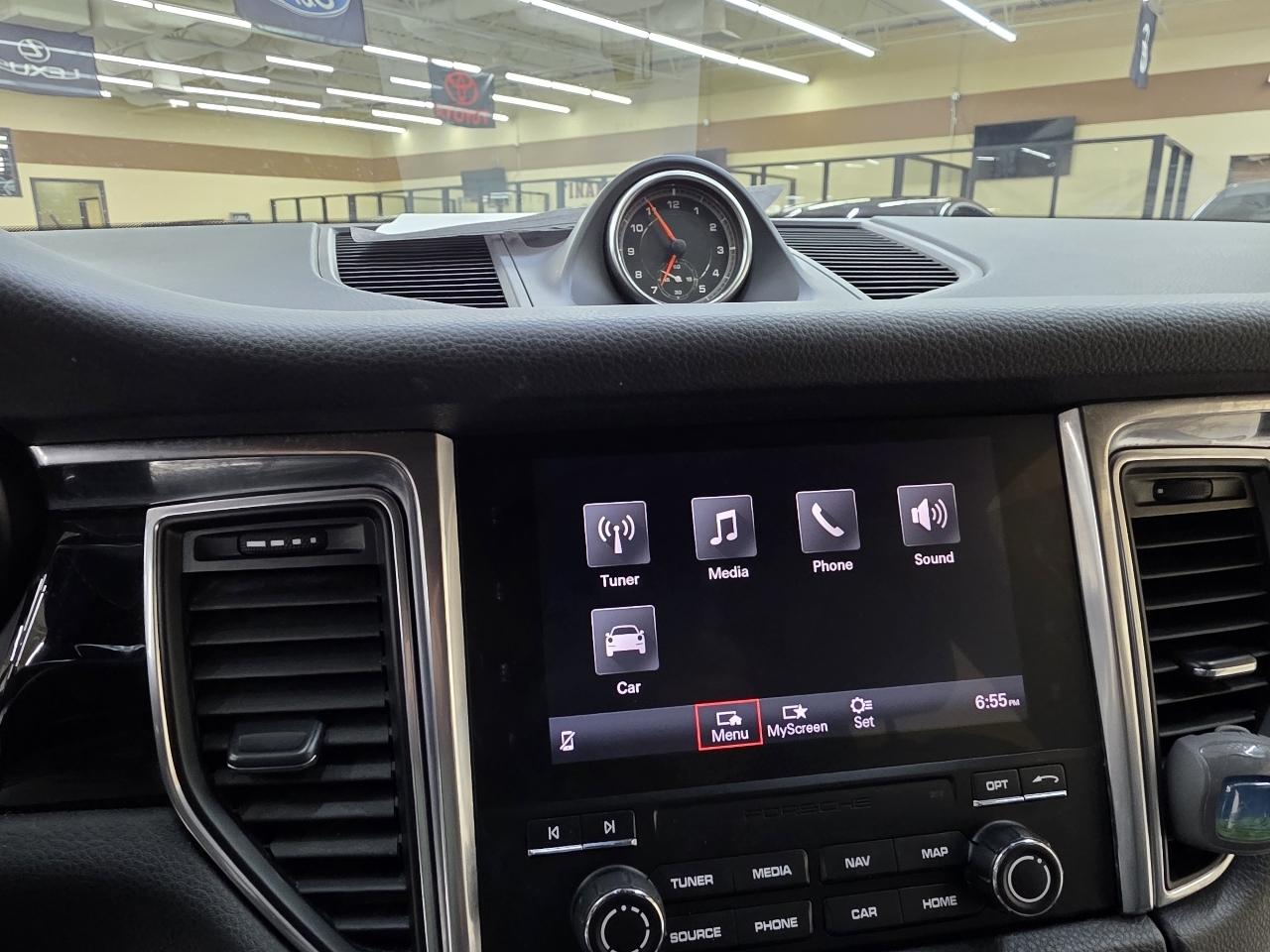 Porsche Macan  2018