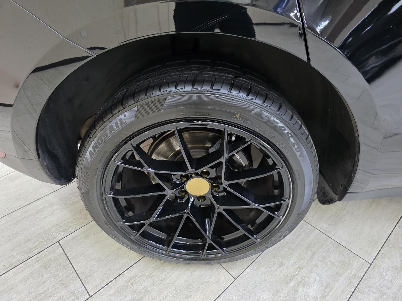Porsche Macan  2018