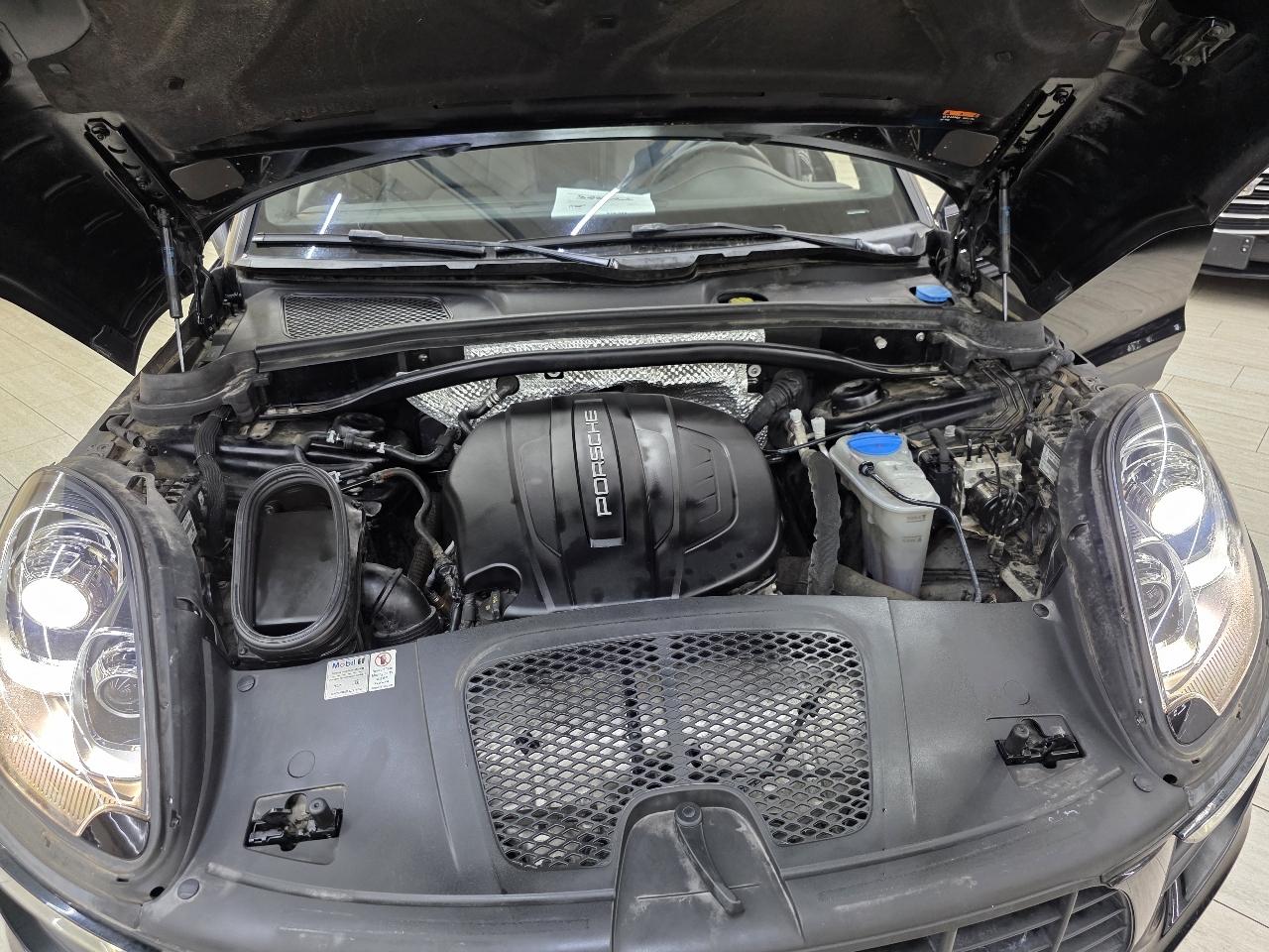 Porsche Macan  2018