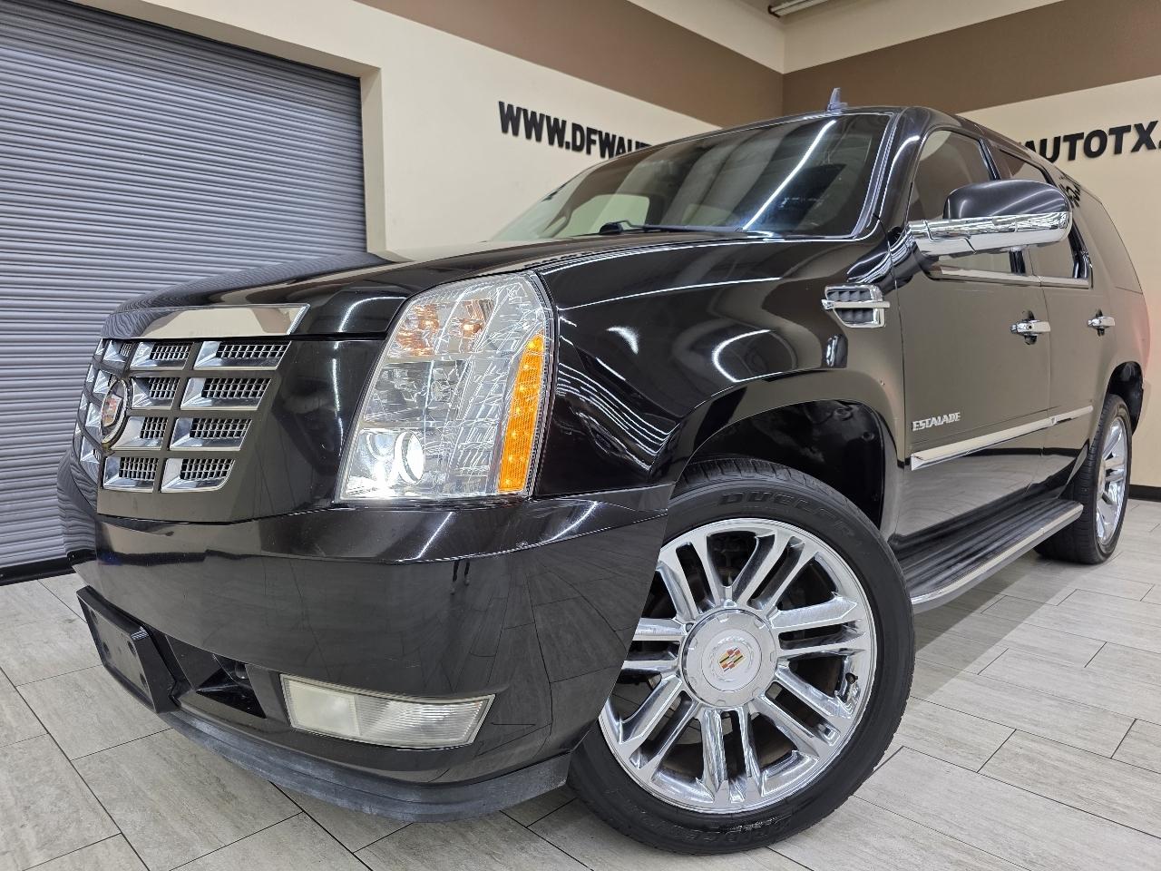 Cadillac Escalade 2WD Luxury 2012