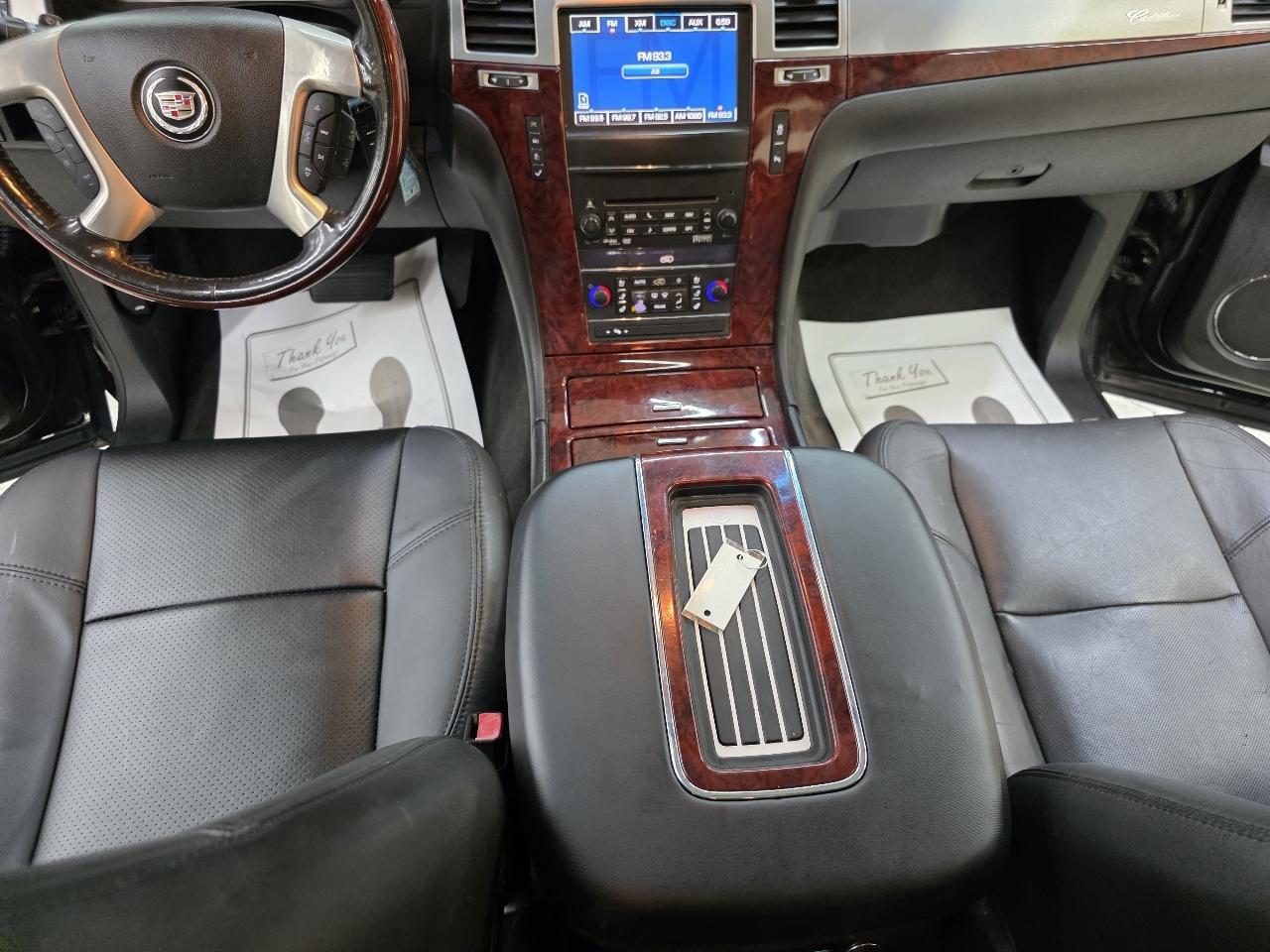 Cadillac Escalade 2WD Luxury 2012