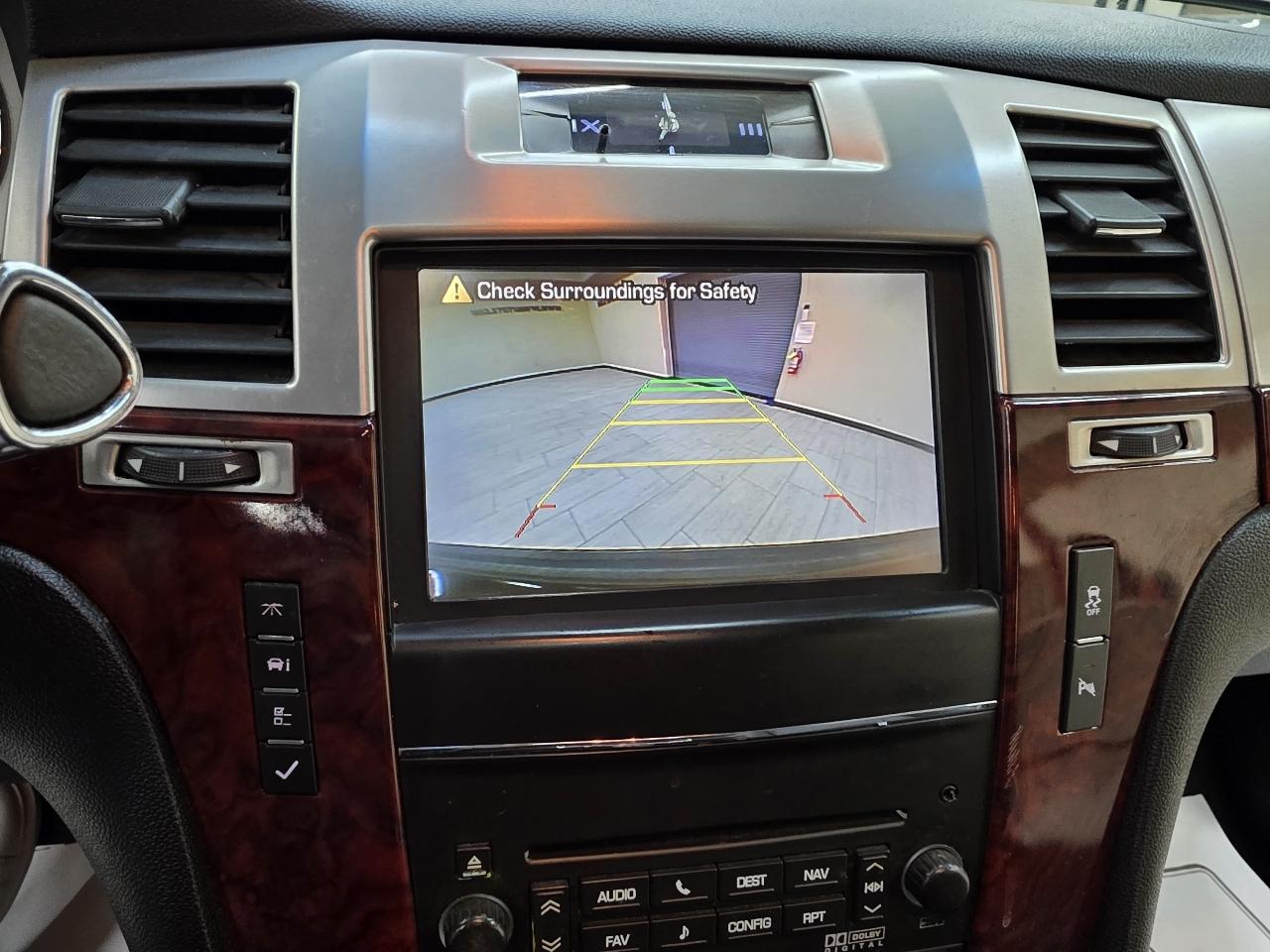 Cadillac Escalade 2WD Luxury 2012