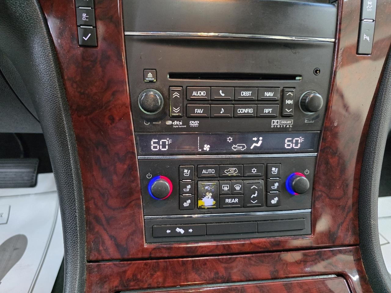 Cadillac Escalade 2WD Luxury 2012