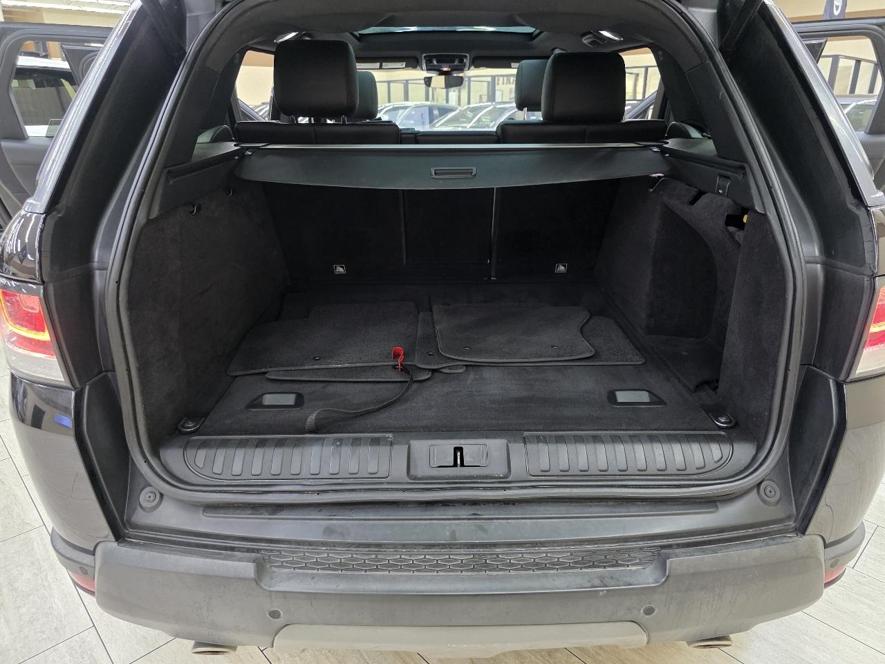 Land Rover Range Rover Sport SE 2017