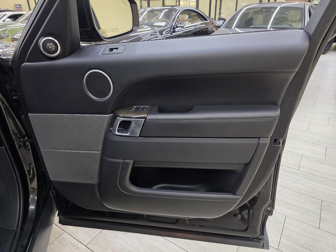 Land Rover Range Rover Sport SE 2017