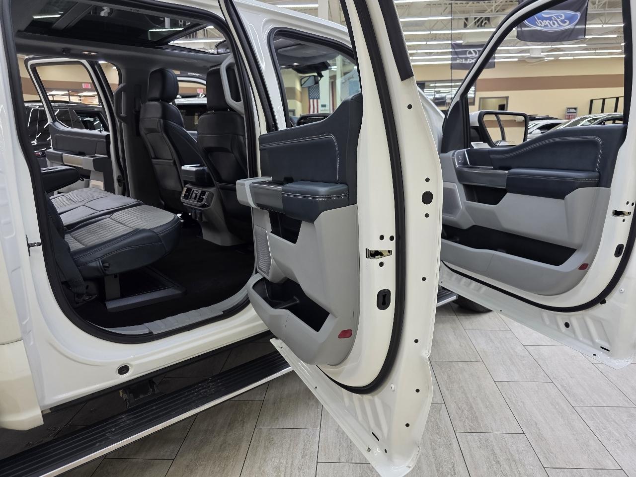 Ford F-150 Limited 4WD SuperCrew 5.5' Box 2023