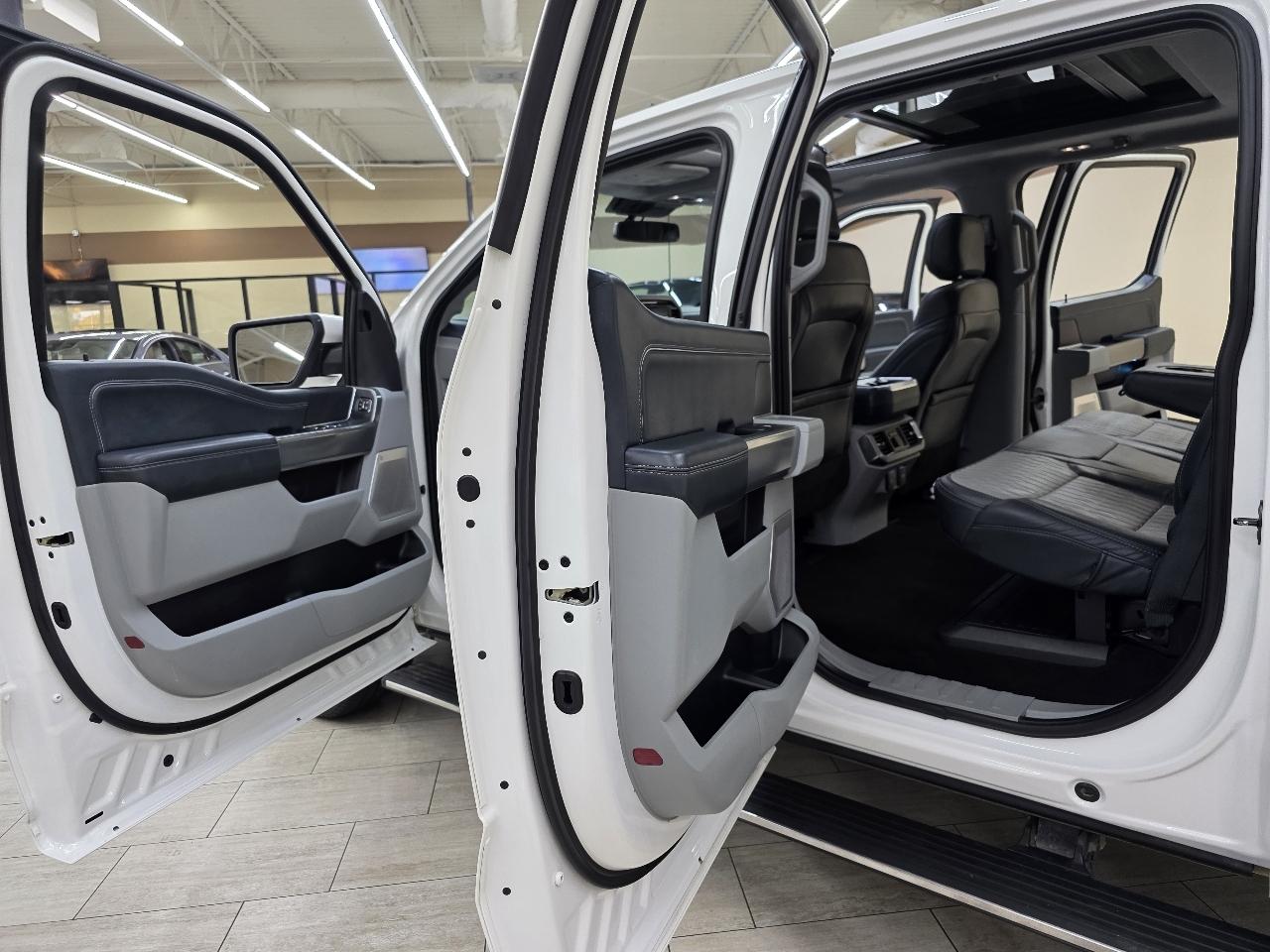 Ford F-150 Limited 4WD SuperCrew 5.5' Box 2023