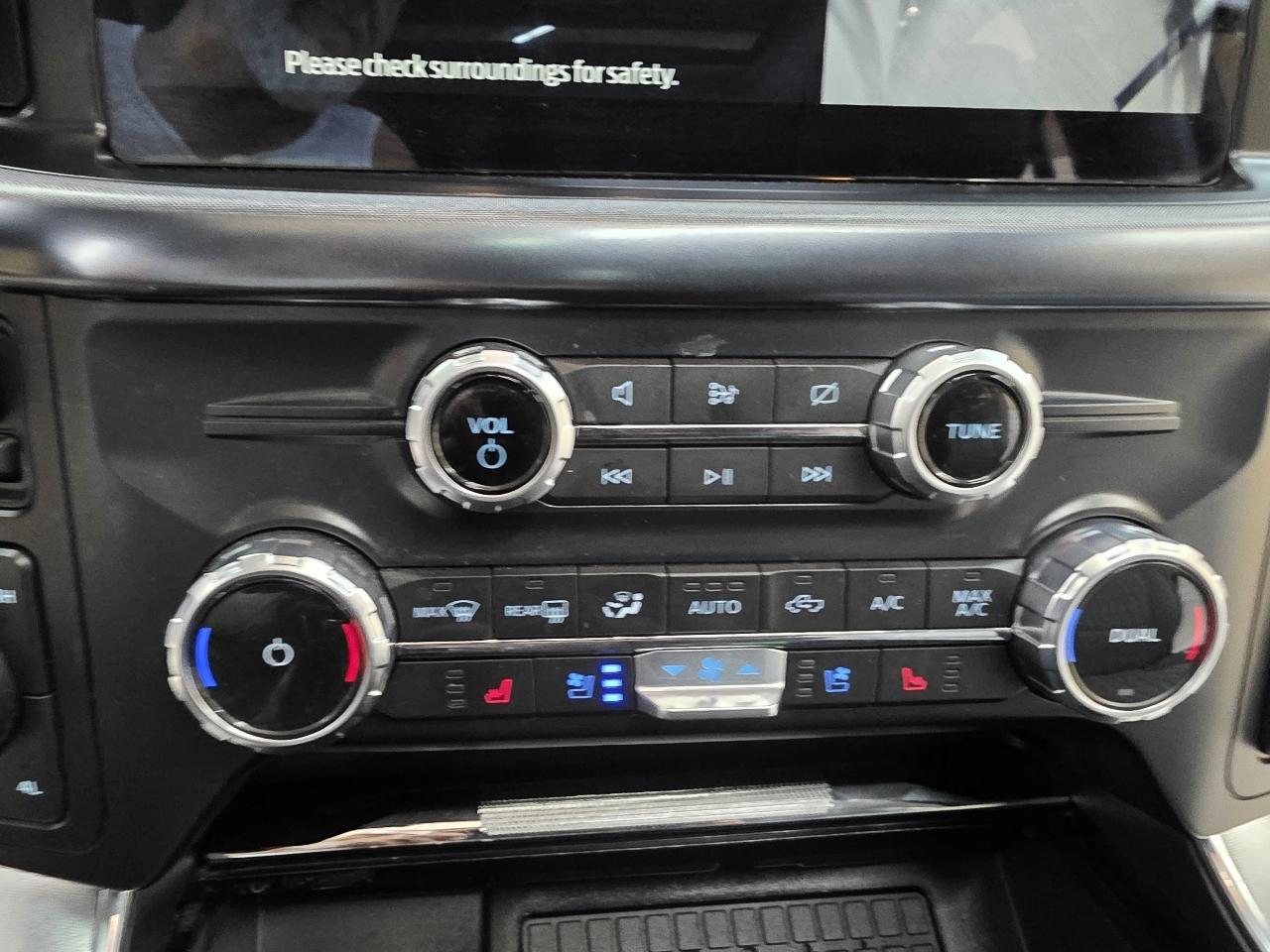 Ford F-150 Limited 4WD SuperCrew 5.5' Box 2023