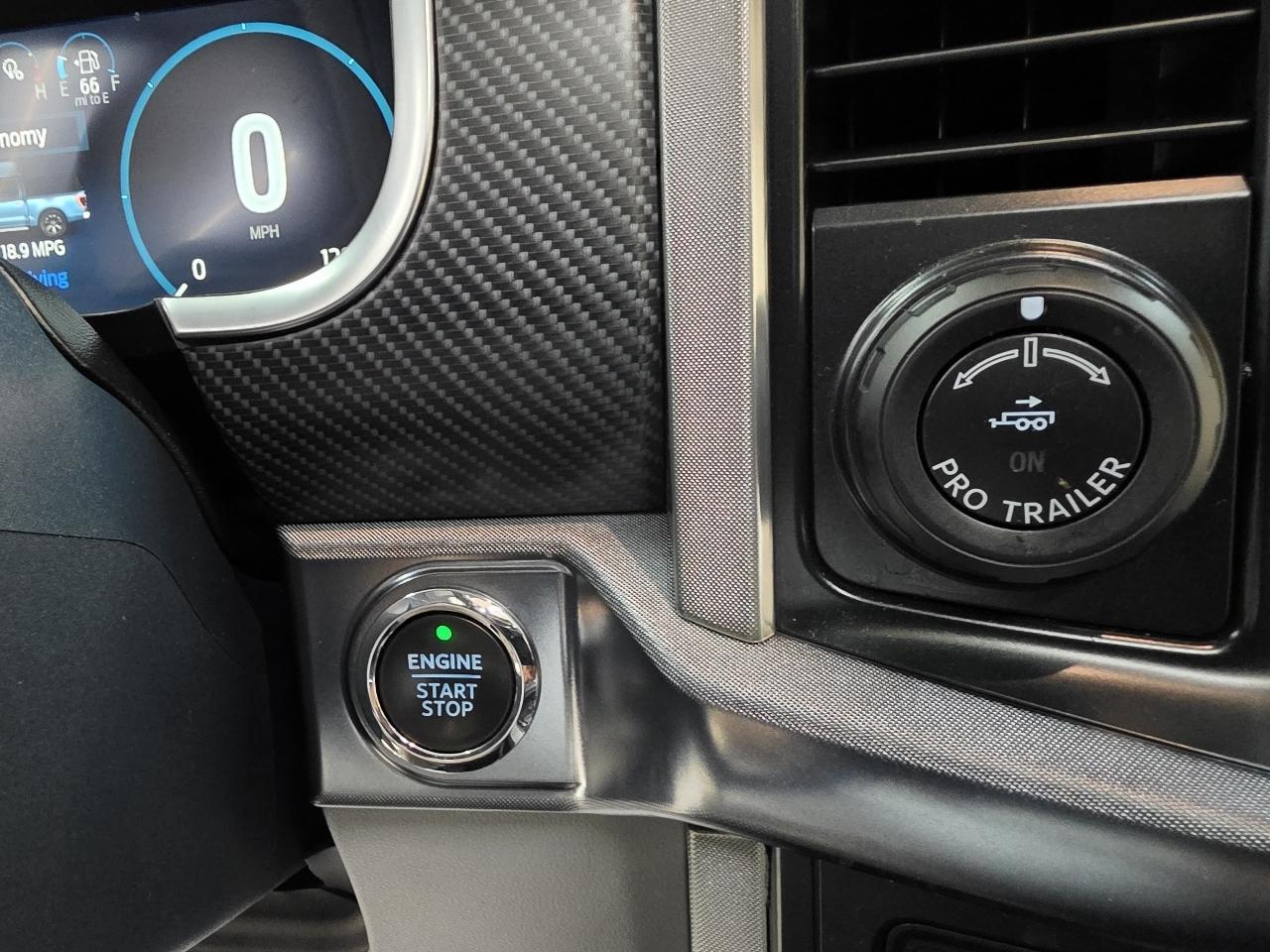 Ford F-150 Limited 4WD SuperCrew 5.5' Box 2023
