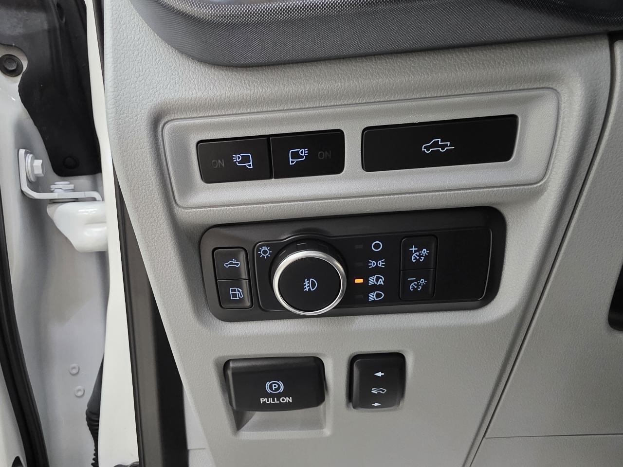 Ford F-150 Limited 4WD SuperCrew 5.5' Box 2023