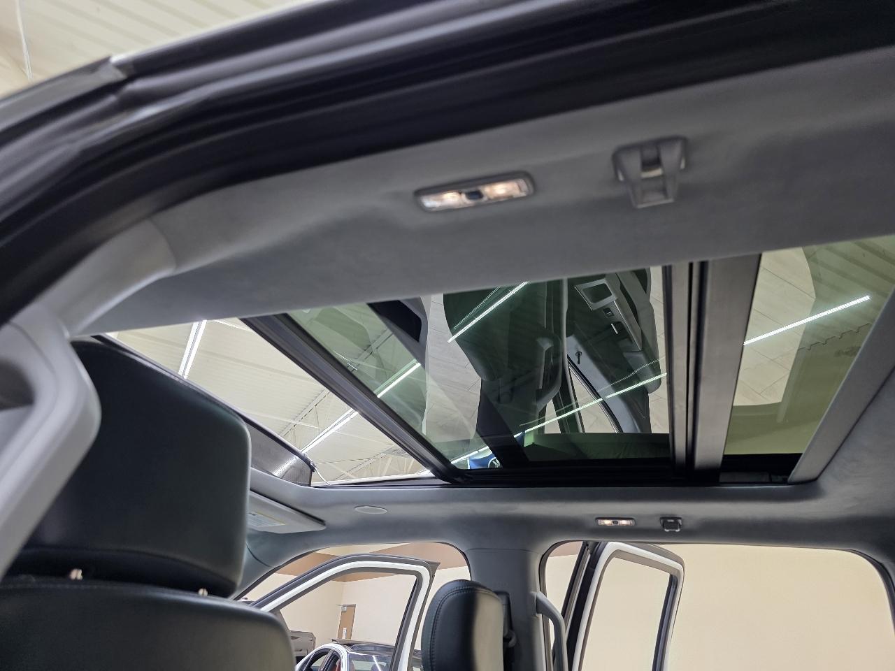 Ford F-150 Limited 4WD SuperCrew 5.5' Box 2023