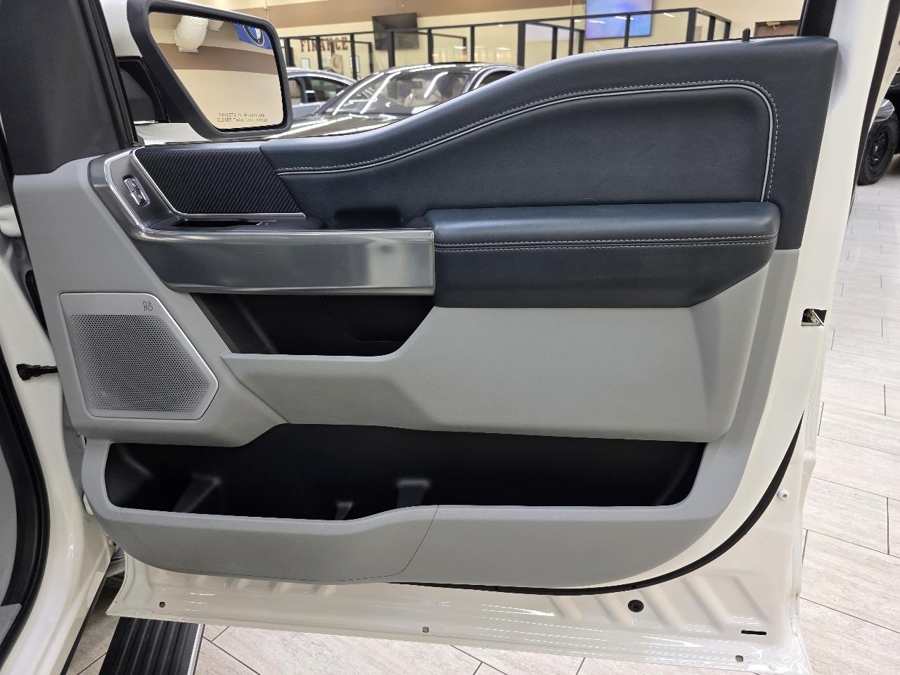 Ford F-150 Limited 4WD SuperCrew 5.5' Box 2023