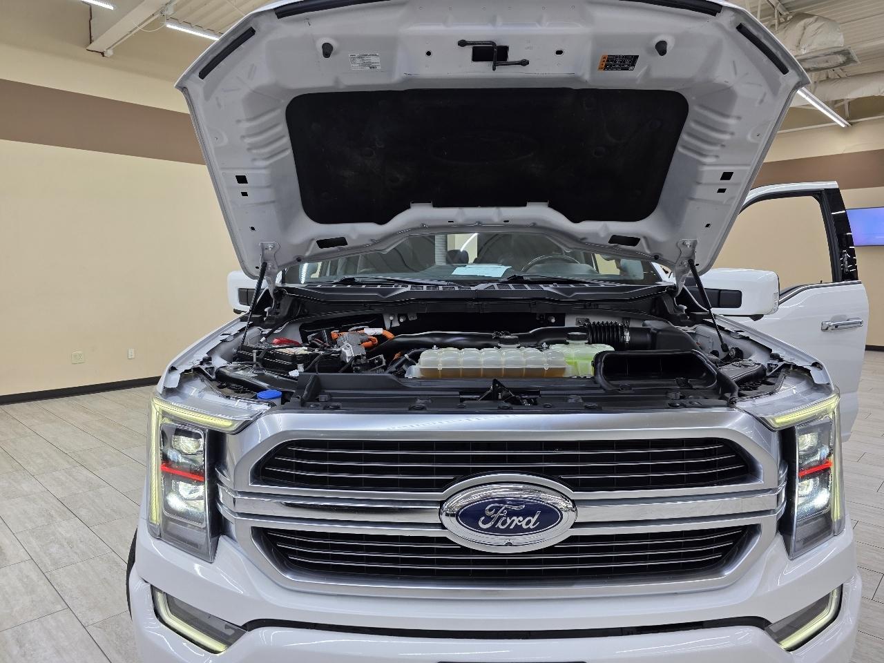 Ford F-150 Limited 4WD SuperCrew 5.5' Box 2023
