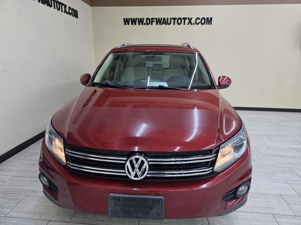 Volkswagen Tiguan S 2014