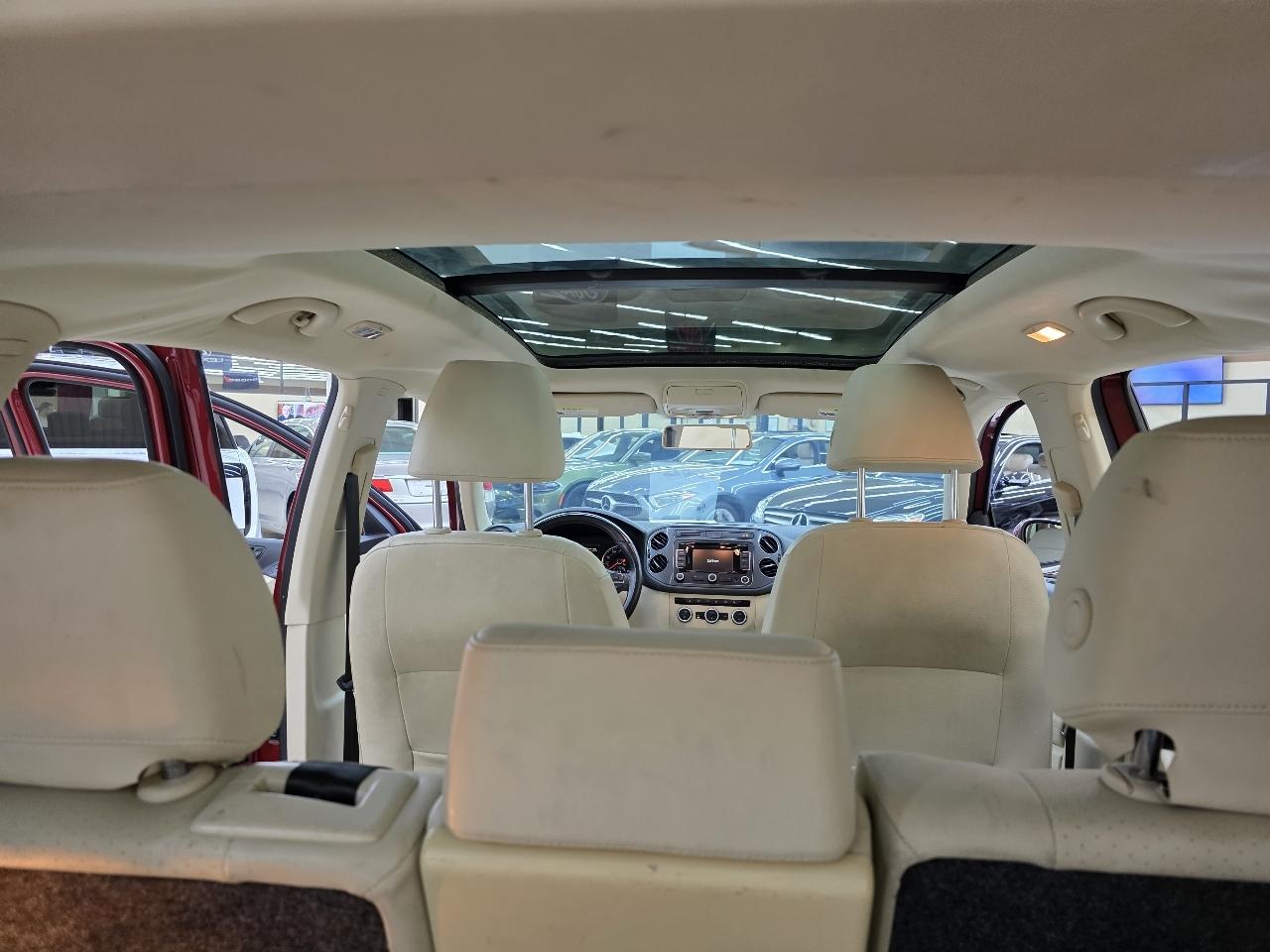 Volkswagen Tiguan S 2014