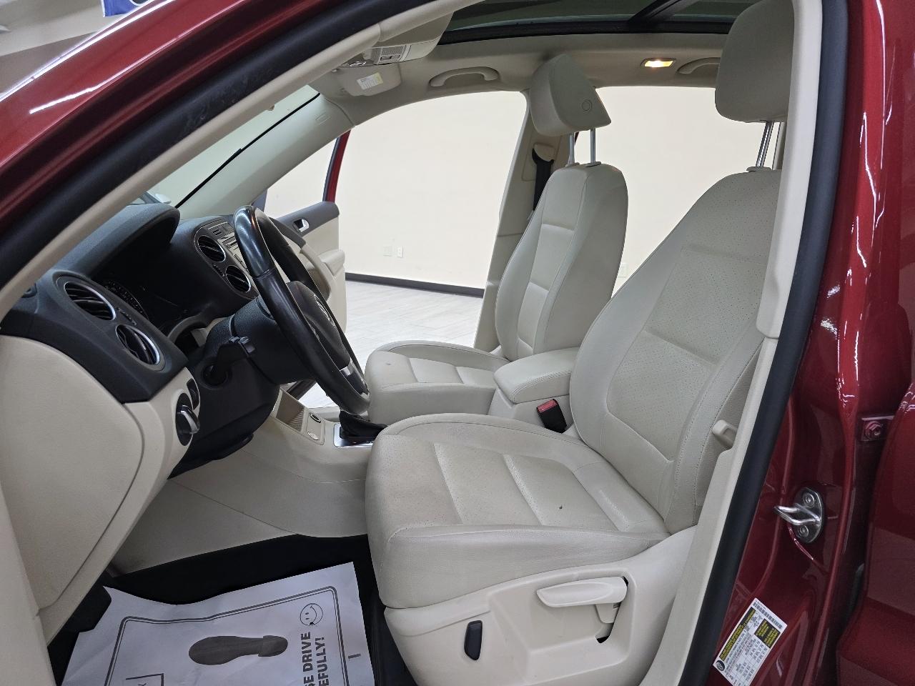 Volkswagen Tiguan S 2014