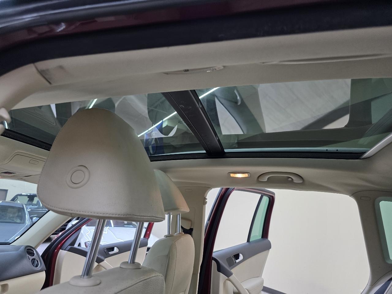 Volkswagen Tiguan S 2014