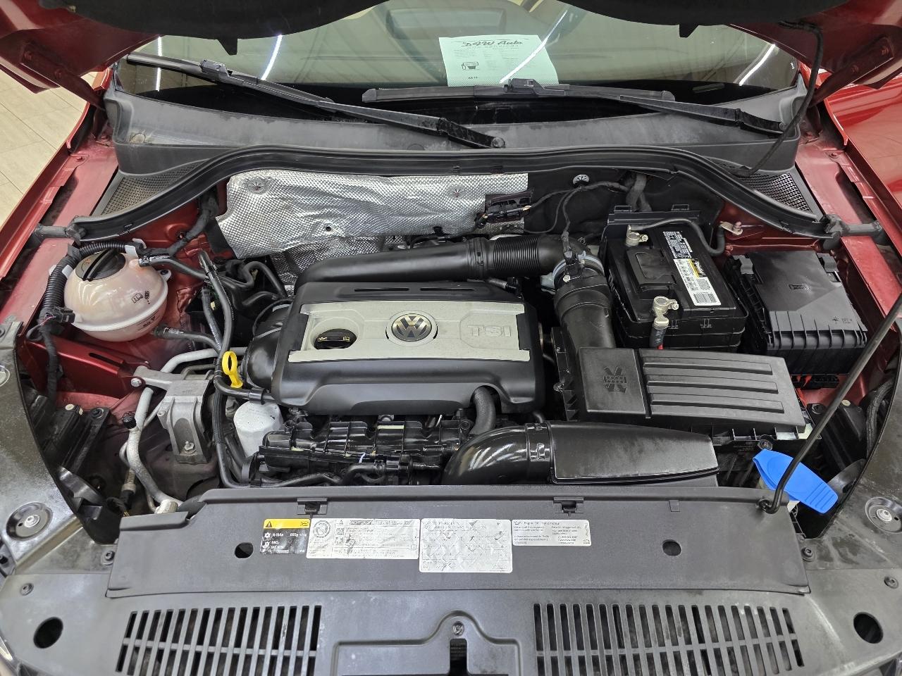 Volkswagen Tiguan S 2014