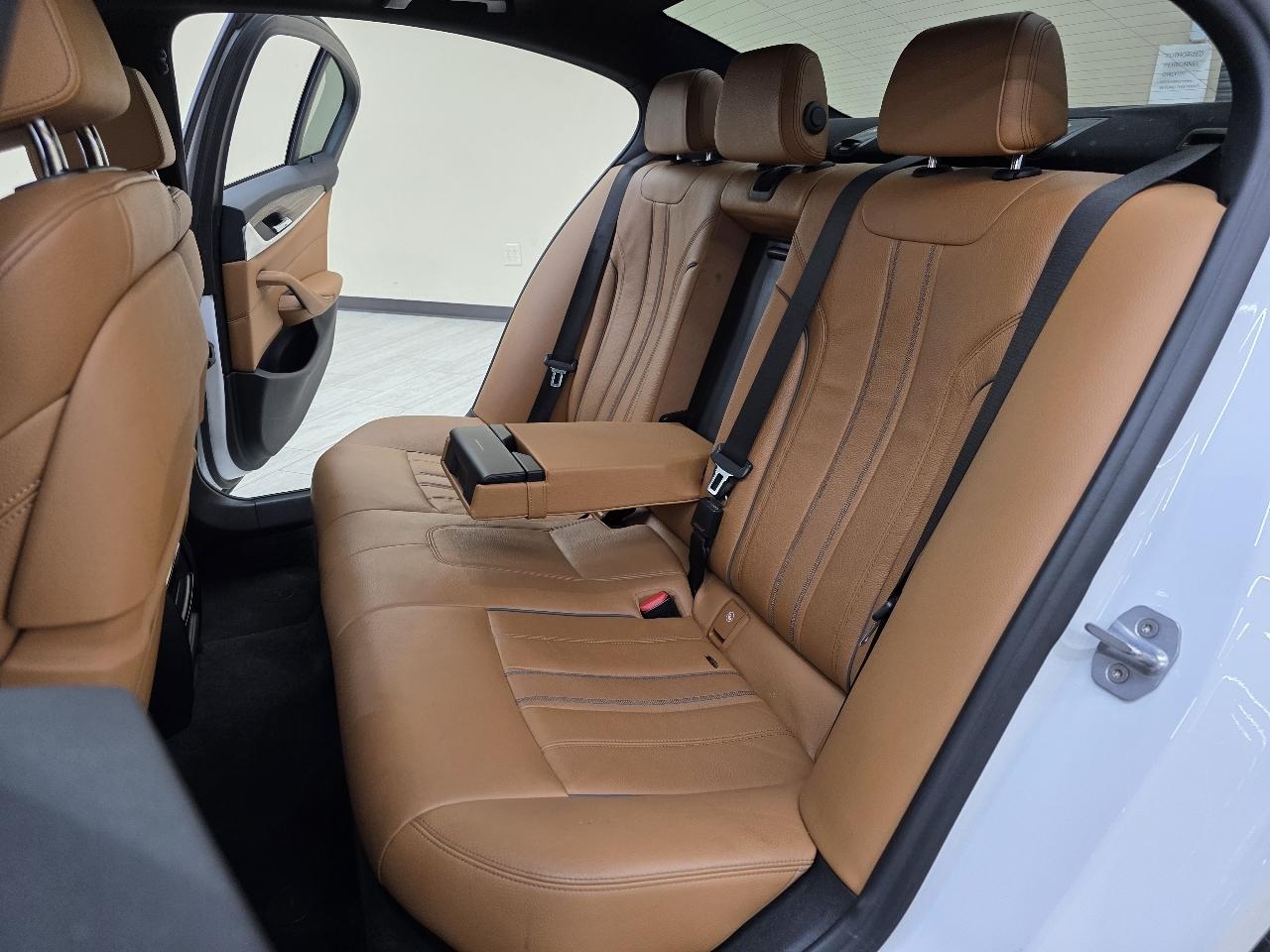 BMW 5-Series 530e iPerformance 2019