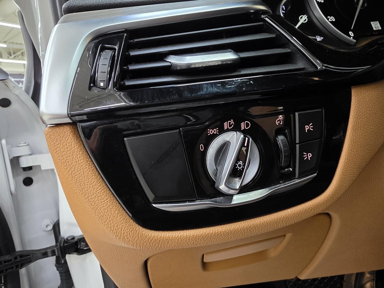 BMW 5-Series 530e iPerformance 2019