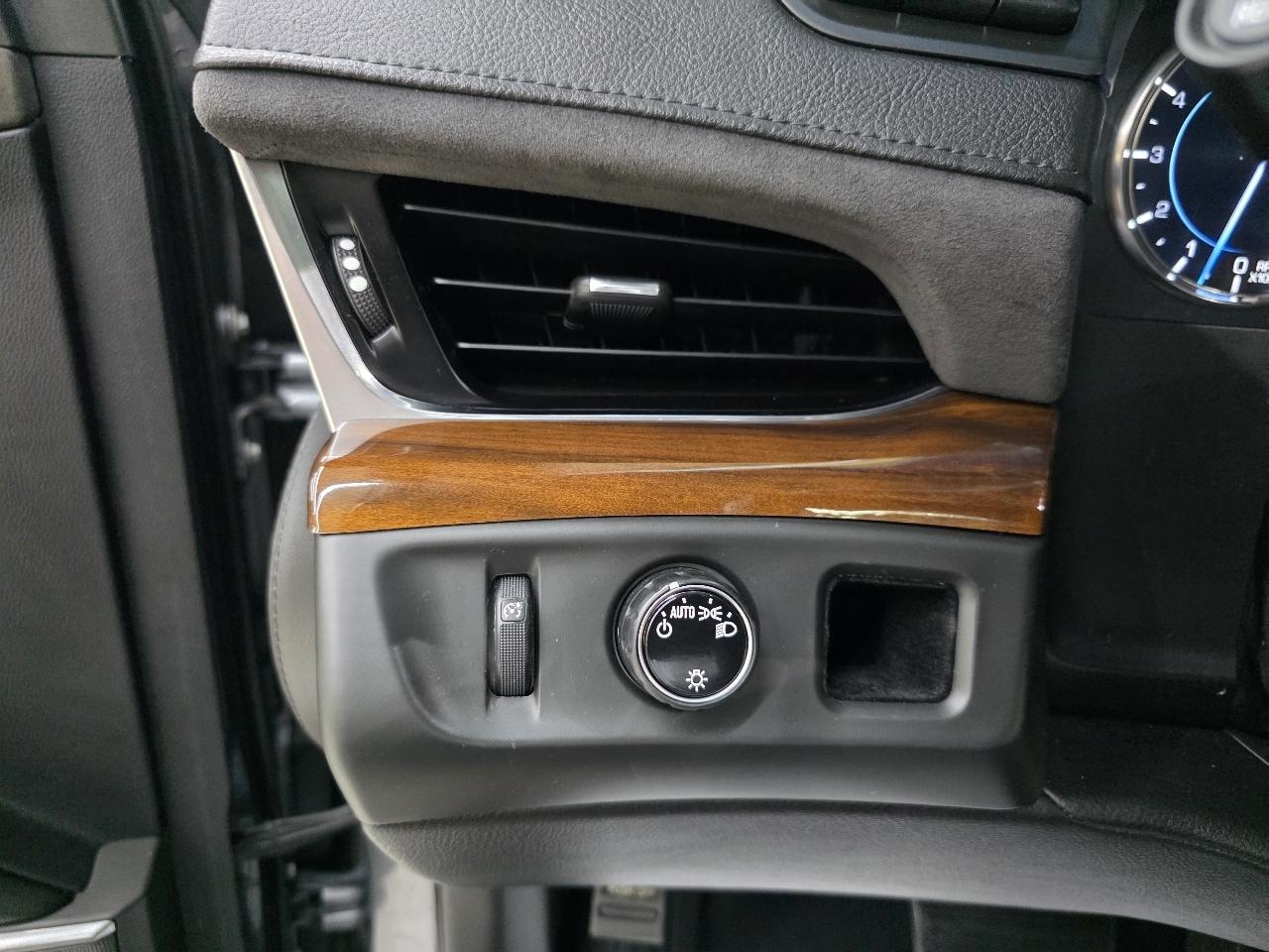 Cadillac Escalade ESV 2WD Luxury 2018