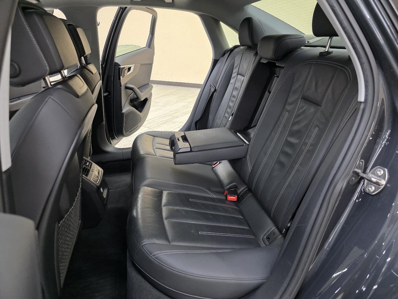Audi A4  2021