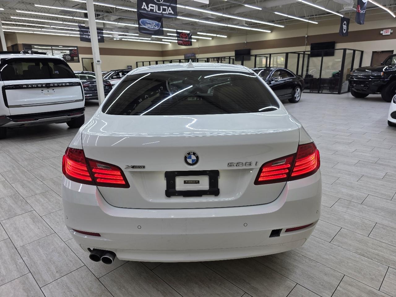 BMW 5-Series 528i xDrive 2016