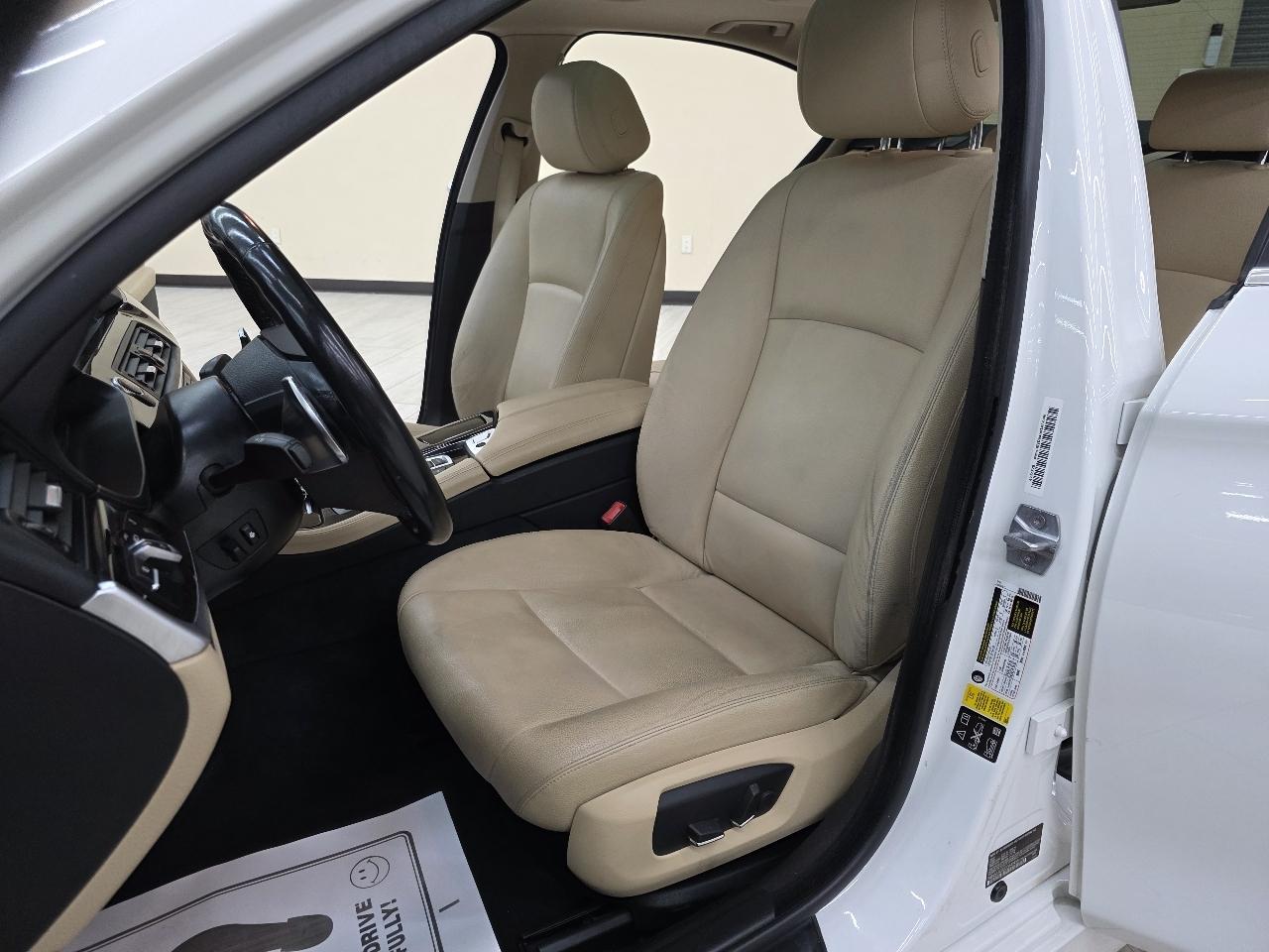 BMW 5-Series 528i xDrive 2016