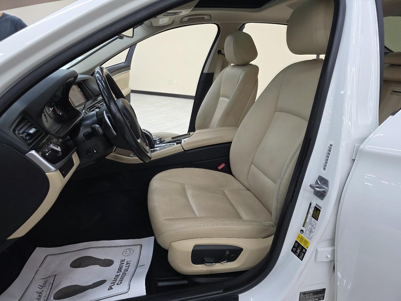 BMW 5-Series 528i xDrive 2016