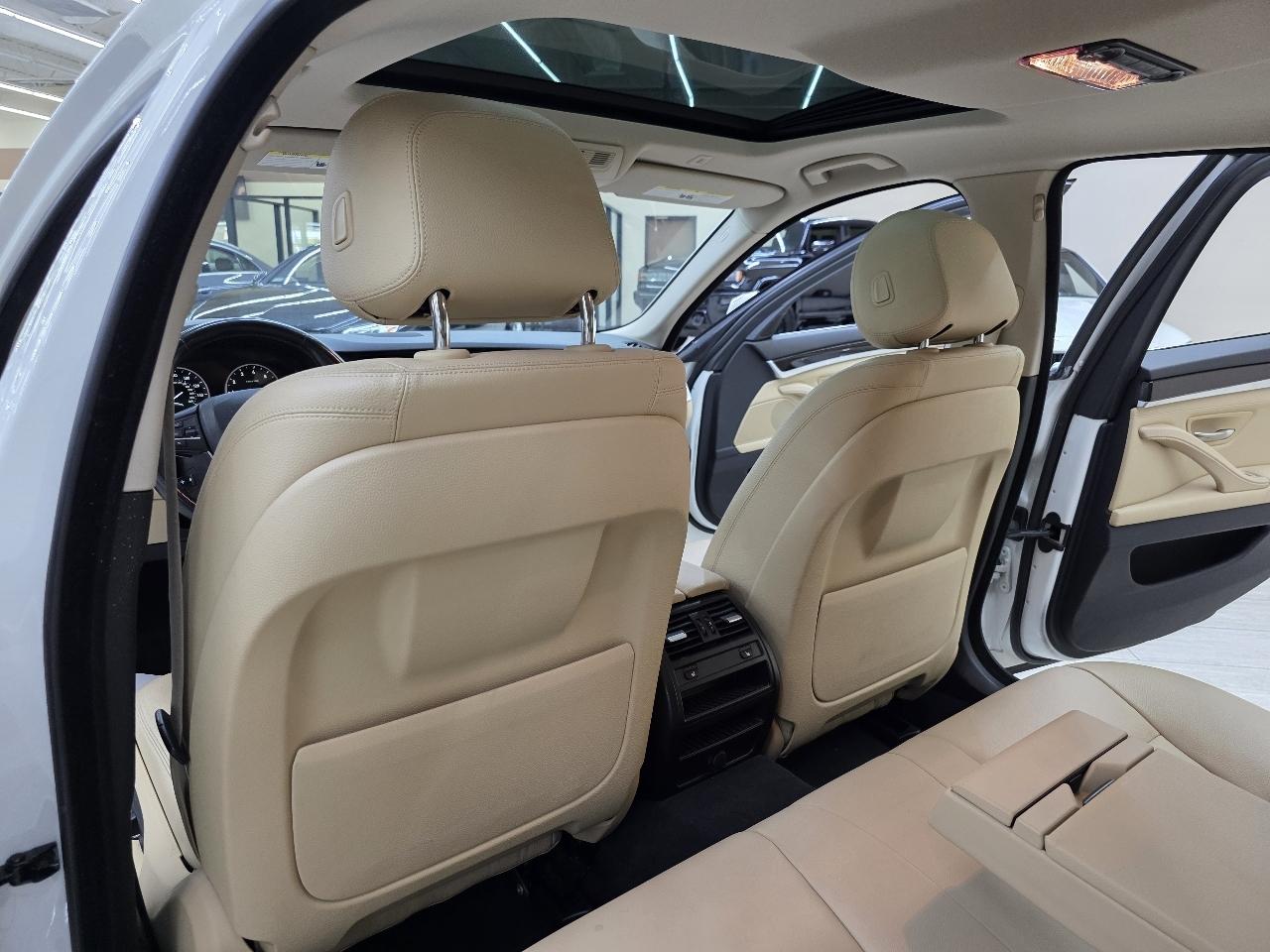 BMW 5-Series 528i xDrive 2016